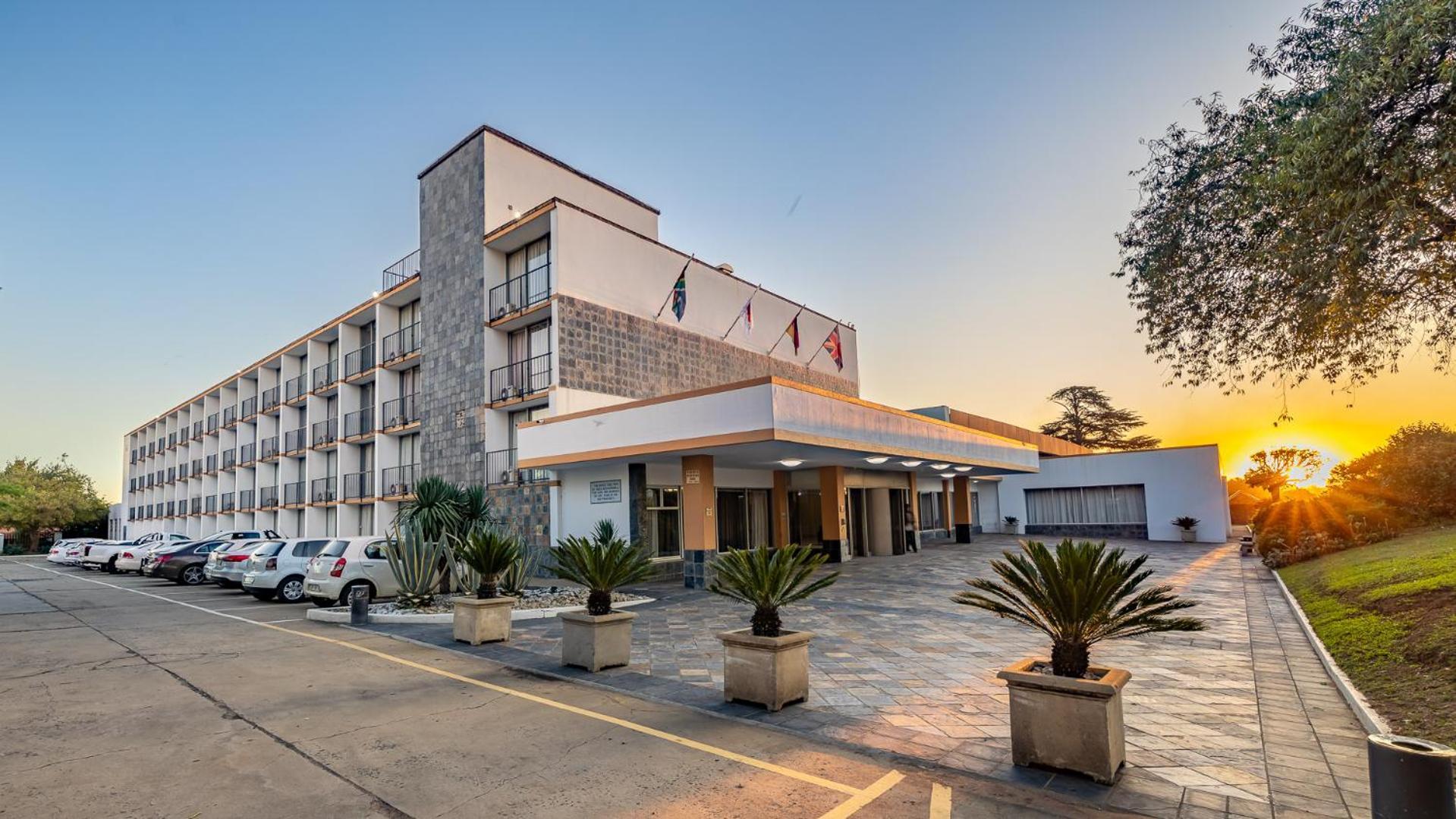 African Sky Ermelo Inn Exterior foto