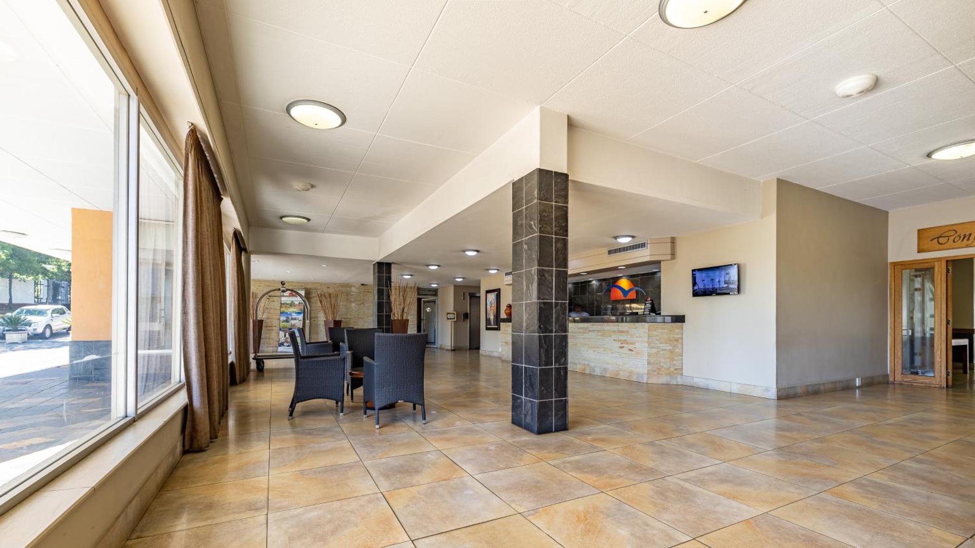 African Sky Ermelo Inn Exterior foto